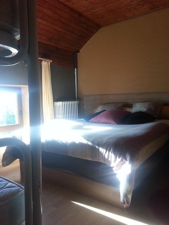 Auberge Au Bon Vivant Vesqueville Værelse billede